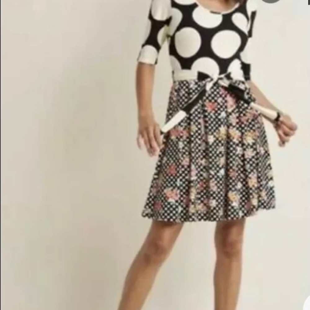 Modcloth Elemental blend floral and polka dot knit dress size medium